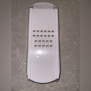 Pampered Chef Veggie Strip Maker 1145 Vegetable Grater Kitchen Tool NEW